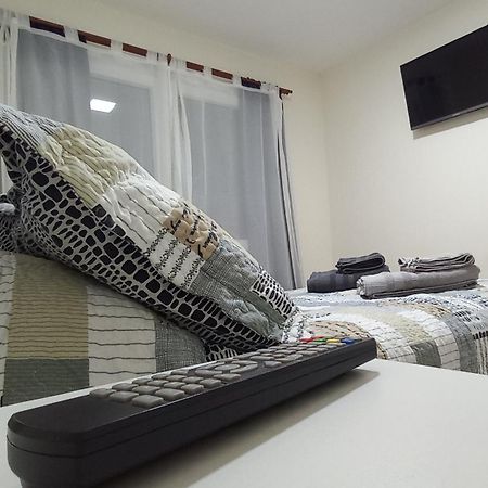 Refugio Fueguino Apartment Ushuaia Ngoại thất bức ảnh
